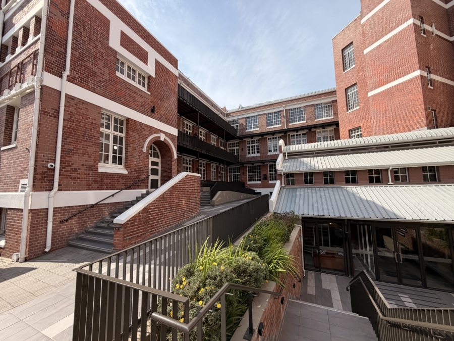 To Let Commercial Property for Rent in Gardens Western Cape